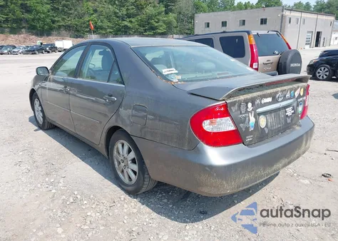 2004 Toyota Camry Xle V6 z USA, uszkodzony, nr VIN 4T1BF30K14U568083